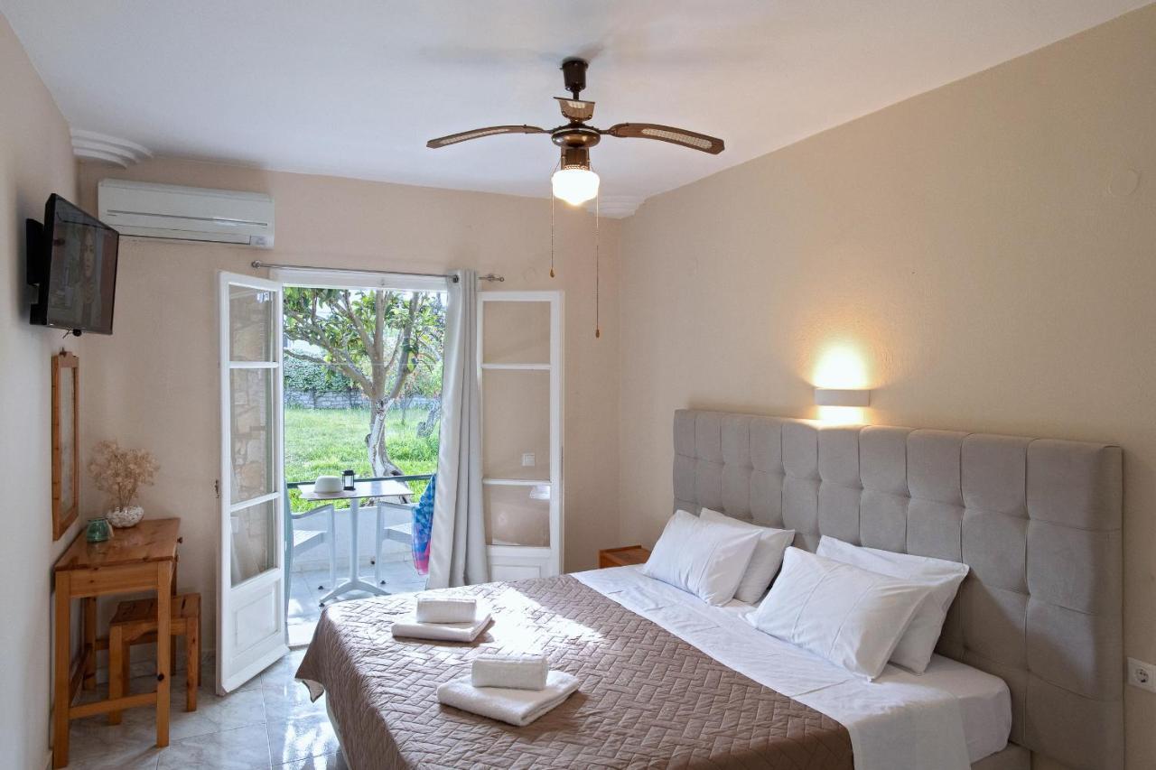 Damaskis Kassiopi Studios Extérieur photo