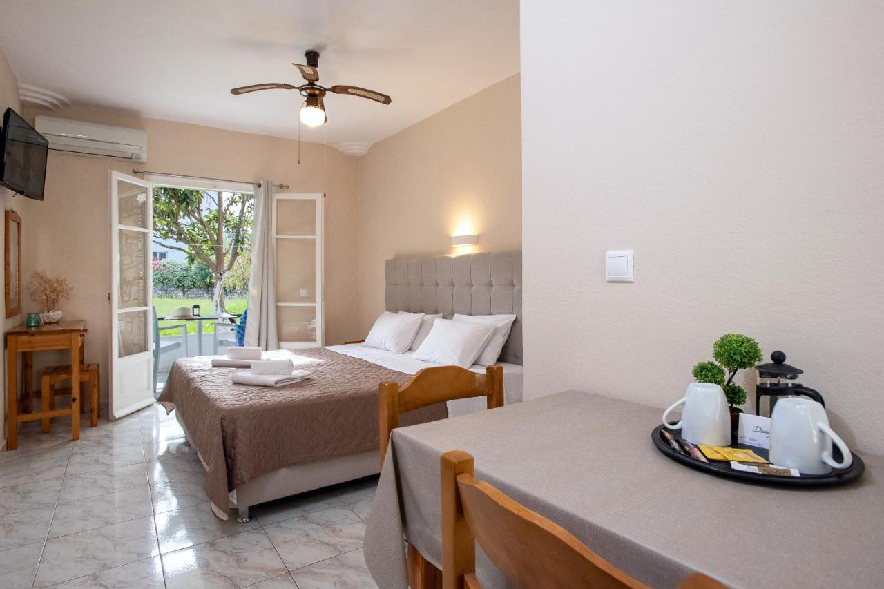 Damaskis Kassiopi Studios Extérieur photo