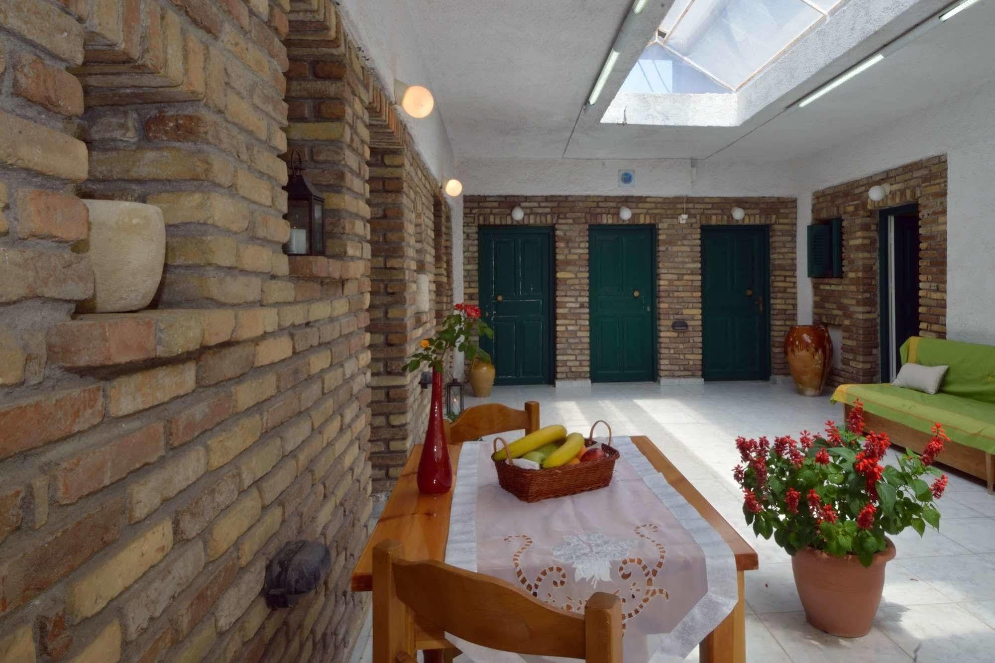 Damaskis Kassiopi Studios Extérieur photo