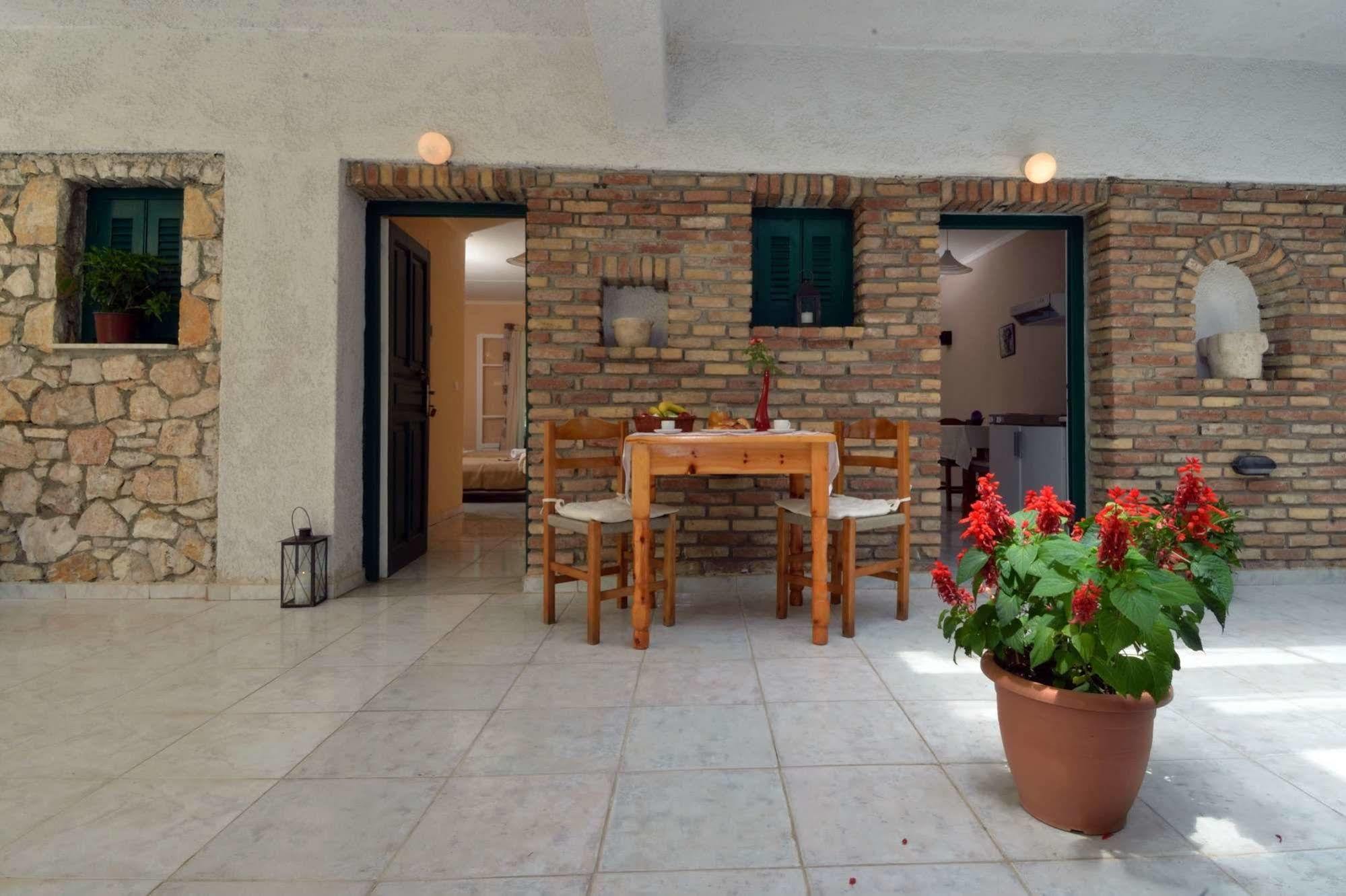 Damaskis Kassiopi Studios Extérieur photo